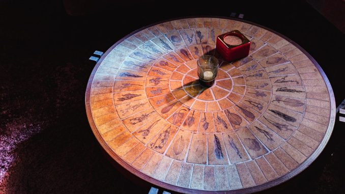 Skillnader mellan live roulette och online roulette illustration